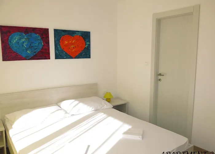 Luka Appartement *