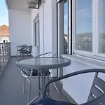 Luka 公寓